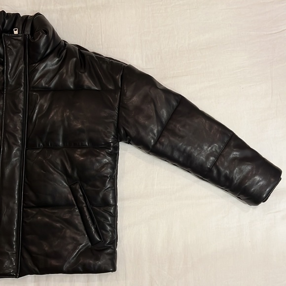 ALLSAINTS
Men’s Mercer Leather Puffer Jacket - Picture 5 of 16